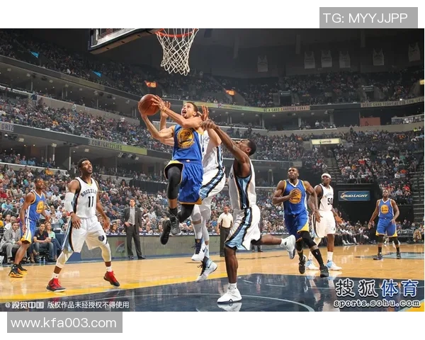 2015至2016赛季NBA勇士与雷霆激战回顾及精彩瞬间分析